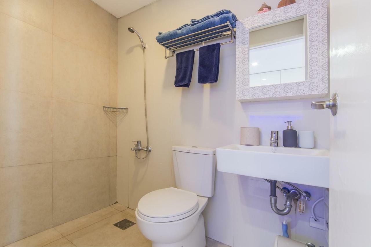 Free Netflix Condo Near It Park With 32-Inch Samsung Hdtv Cebu Exterior foto