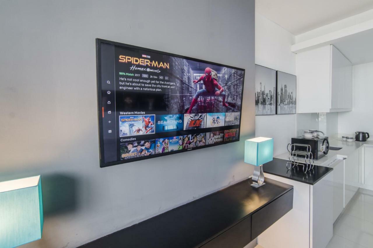 Free Netflix Condo Near It Park With 32-Inch Samsung Hdtv Cebu Exterior foto